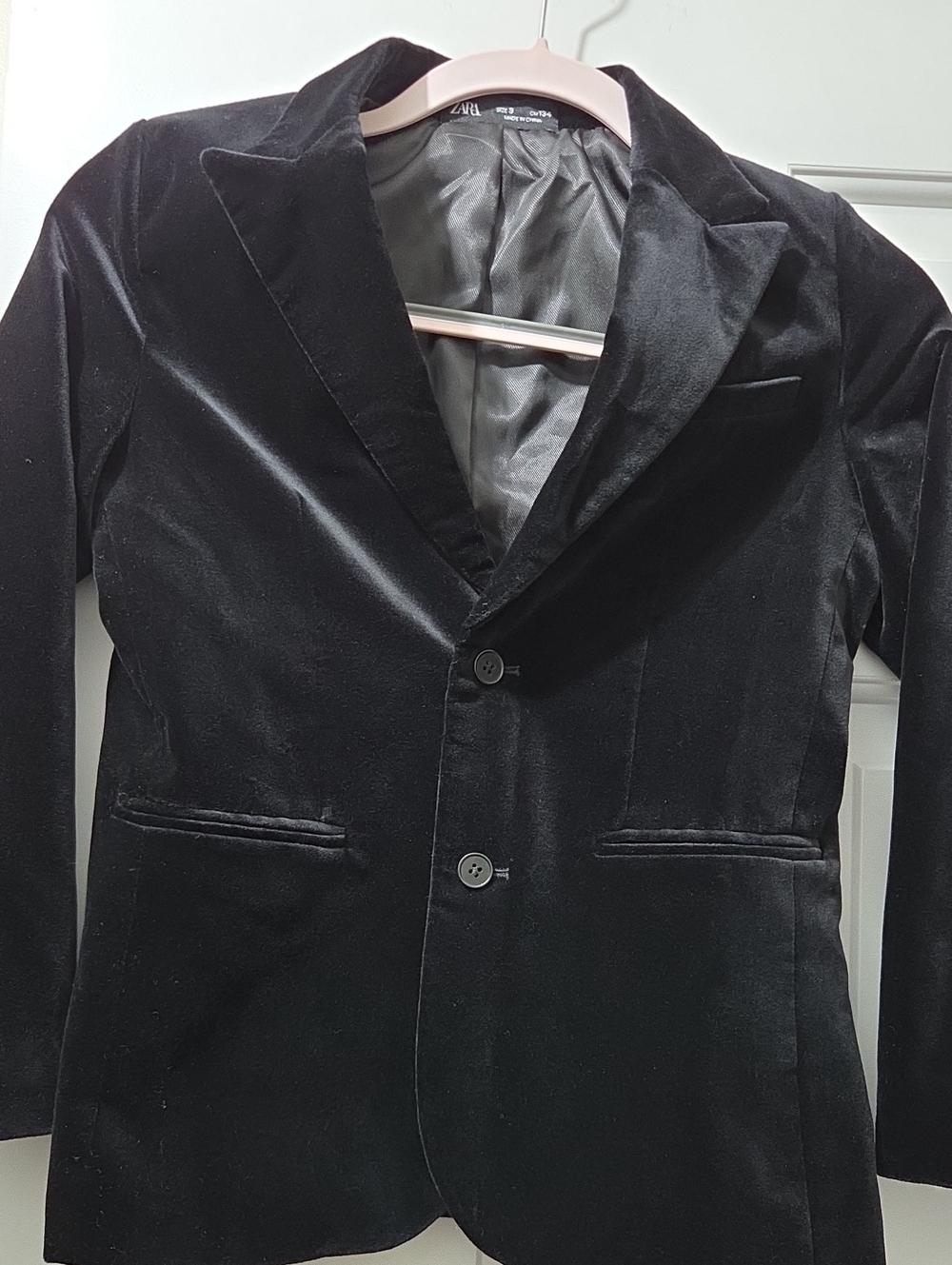 Zara kids  Black Velvet Two-Button Blazer